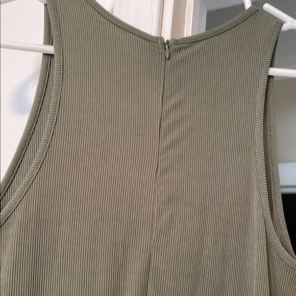 NWT  ribbed green jumpsuit romper - Picture 5 of 9